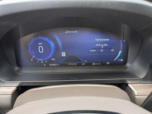 Used 2021 Ford Explorer Platinum w/ Equipment Group 601A AWD/4WD image 32