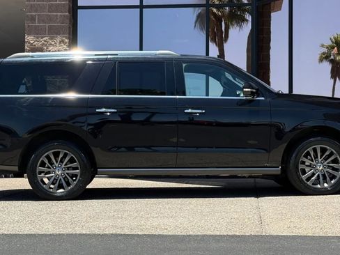 Used 2020 Ford Expedition Max Limited AWD/4WD image 15