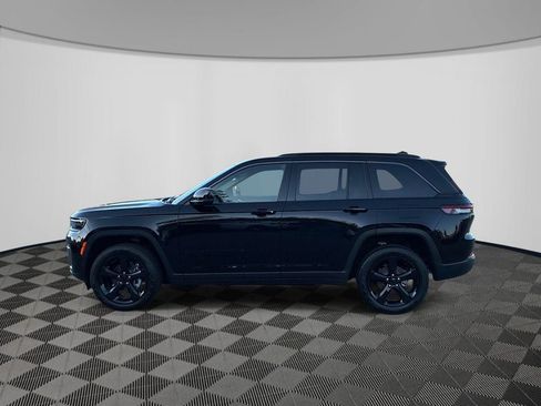 Used 2026 Jeep Grand Cherokee Limited w/ Limited Altitude Package AWD/4WD image 4