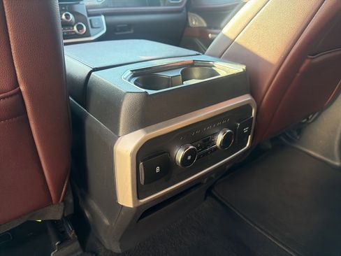 Used 2024 Ford Expedition Max Limited image 17