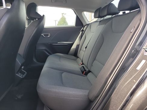 Used 2025 Kia K4 FWD image 11