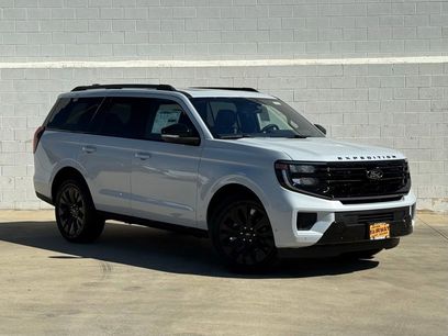 New 2025 Ford Expedition Platinum w/ Stealth Appearance Package