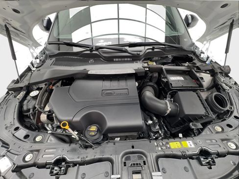 Used 2022 Land Rover Range Rover Evoque R-Dynamic S AWD/4WD image 18