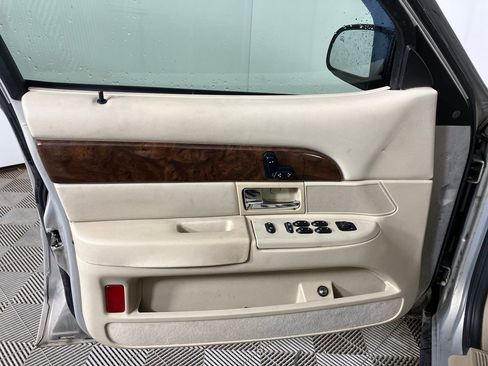 Used 2006 Mercury Grand Marquis GS image 22