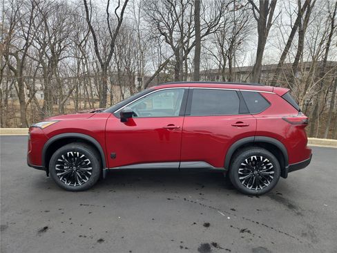 New 2026 Nissan Rogue SV AWD/4WD image 5