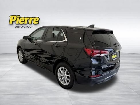 Used 2024 Chevrolet Equinox LT AWD/4WD image 2