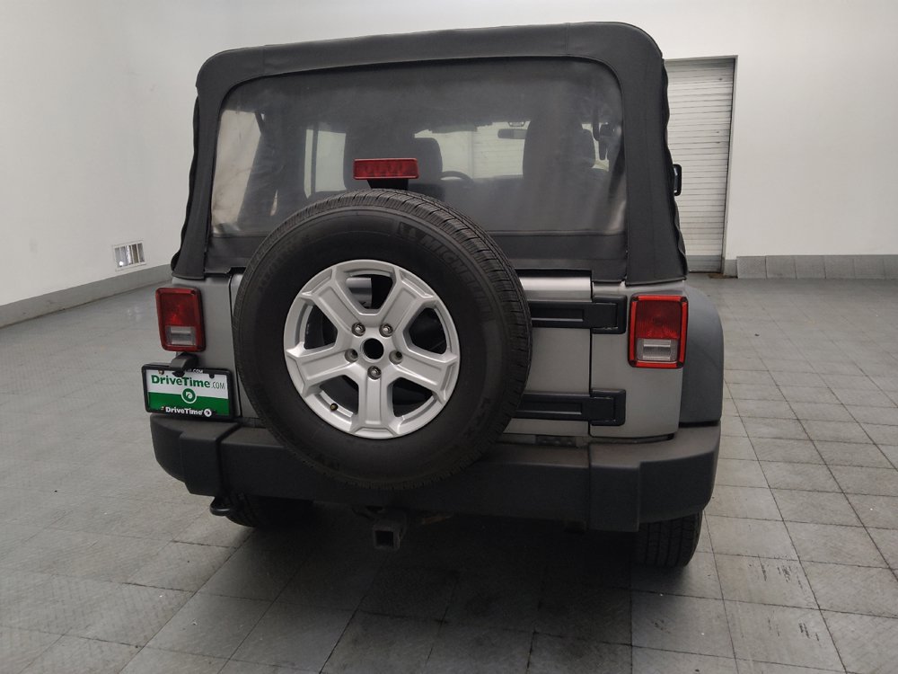 Used 2015 Jeep Wrangler Unlimited Sport w/ Connectivity Group AWD/4WD image 7