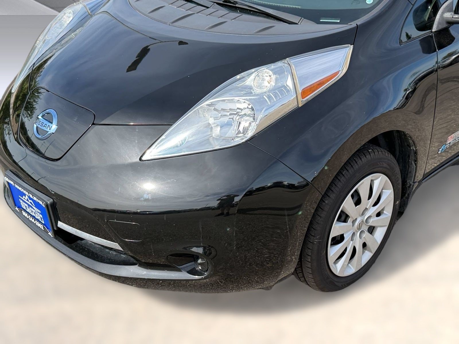 Used 2017 Nissan Leaf S FWD image 12