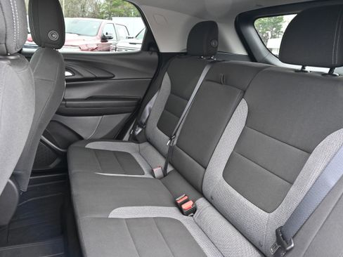 Used 2026 Chevrolet TrailBlazer LT w/ Convenience Package image 9