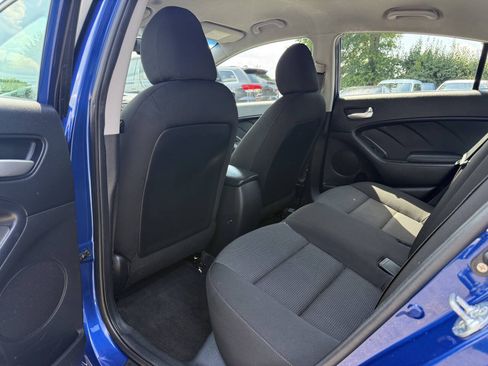 Used 2017 Kia Forte LX FWD image 10