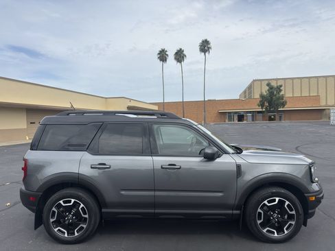 Used 2022 Ford Bronco Sport Outer Banks w/ Tech Package AWD/4WD image 8