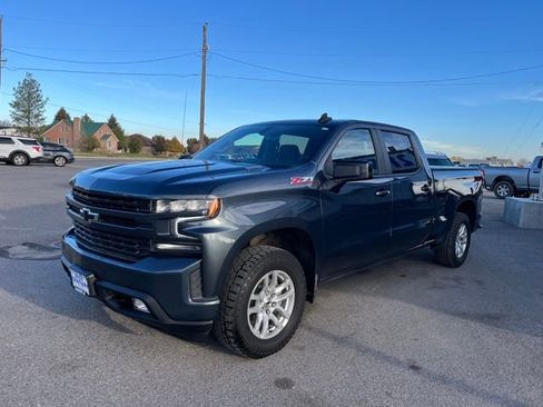 Used 2022 Chevrolet Silverado 1500 RST w/ Z71 Off-Road Package AWD/4WD image 4