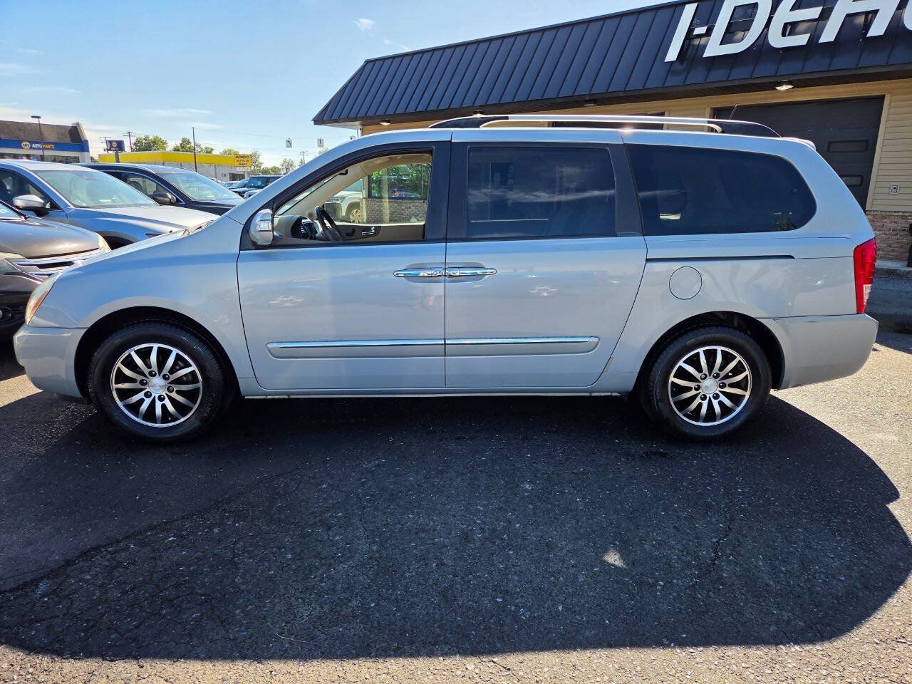 Used 2012 Kia Sedona EX w/ Luxury Pkg FWD image 8