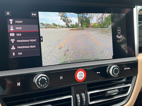 New 2026 Porsche Macan AWD/4WD image 29