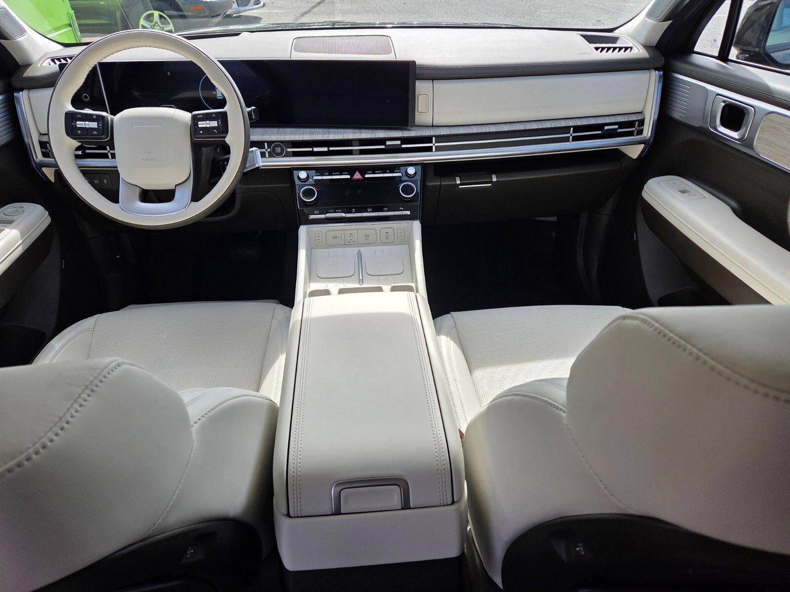 Used 2025 Hyundai Santa Fe Calligraphy FWD image 8