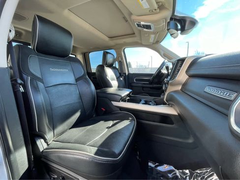 Used 2021 RAM 2500 Laramie image 30