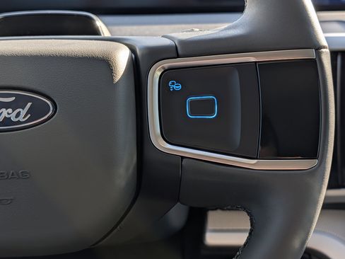 New 2026 Ford Expedition Max Active RWD image 30
