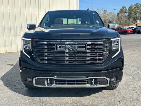 Used 2025 GMC Sierra 1500 Denali Ultimate image 3
