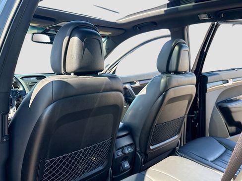 Used 2014 Kia Sorento SX w/ 3rd Row Package image 6