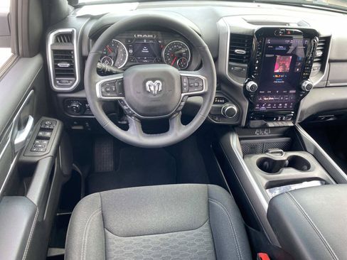 Used 2025 RAM 1500 Big Horn RWD image 20