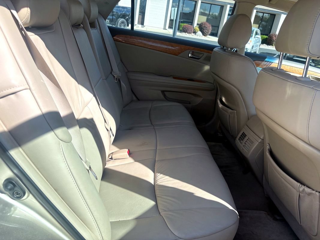 Used 2005 Toyota Avalon XLS FWD image 13