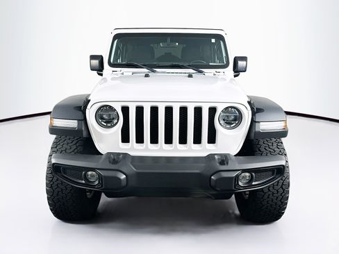 Used 2022 Jeep Wrangler Unlimited Sport AWD/4WD image 2