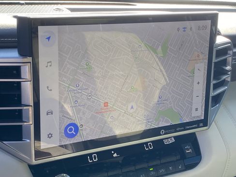 Used 2023 Toyota Tundra Capstone image 6