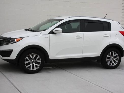 Used 2015 Kia Sportage LX AWD/4WD image 16