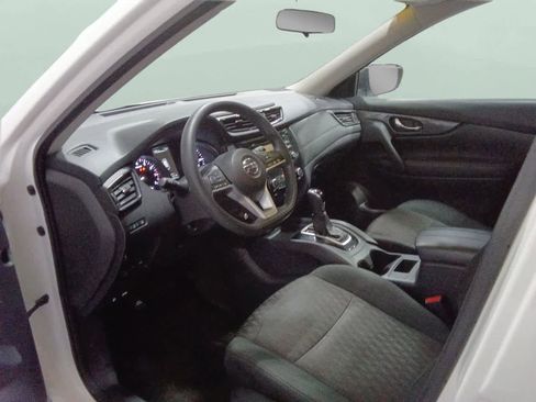 Used 2017 Nissan Rogue S image 12