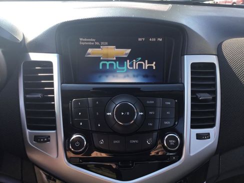 Used 2016 Chevrolet Cruze LT w/ Sun And Sound Package FWD image 26
