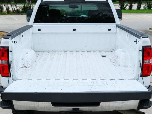 Used 2015 GMC Sierra 2500 SLT w/ Duramax Plus Package AWD/4WD image 31