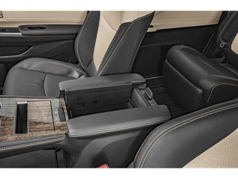 New 2026 Toyota Sienna Limited AWD/4WD image 16