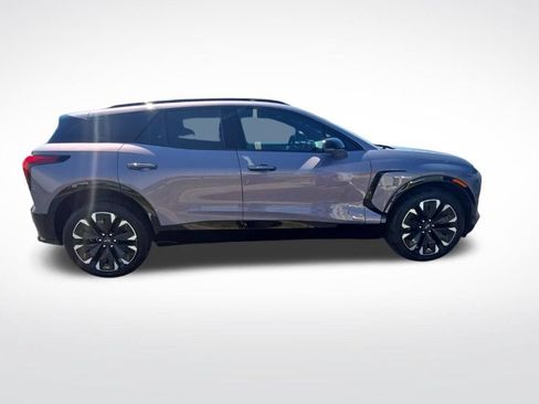 Used 2024 Chevrolet Blazer EV RS AWD/4WD image 2