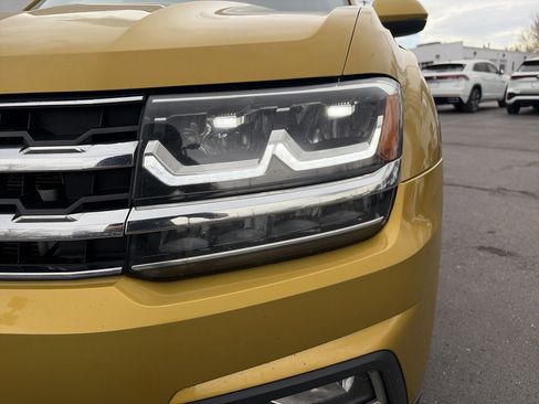 Used 2018 Volkswagen Atlas SEL AWD/4WD image 9