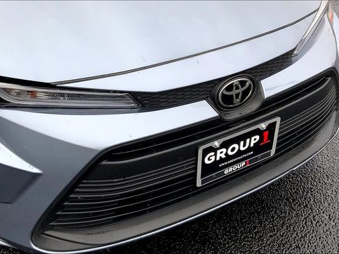 Used 2024 Toyota Corolla LE image 30