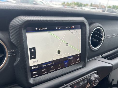 Used 2023 Jeep Wrangler Unlimited Sahara w/ Cold Weather Group AWD/4WD image 15