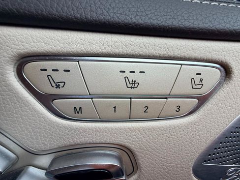 Used 2016 Mercedes-Benz S 550 4MATIC Sedan image 29