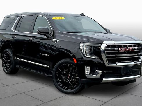 Used 2022 GMC Yukon SLT w/ SLT Luxury Package image 2