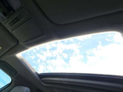 Used 2023 Honda Odyssey EX-L image 11