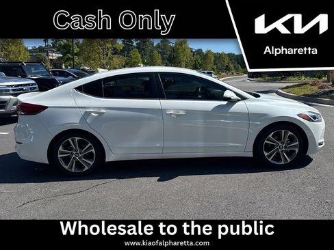 Used 2018 Hyundai Elantra Limited FWD image 8