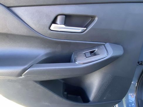 New 2026 Nissan Sentra SR w/ Floor Mat Package image 12