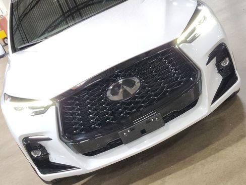 Used 2023 INFINITI QX50 Sport FWD image 19