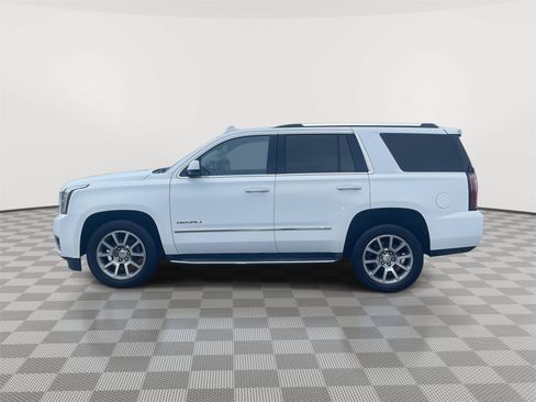 Used 2017 GMC Yukon Denali AWD/4WD image 8