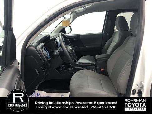 Used 2021 Toyota Tacoma SR RWD image 11