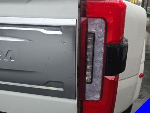 Certified 2024 Ford F350 Platinum image 11