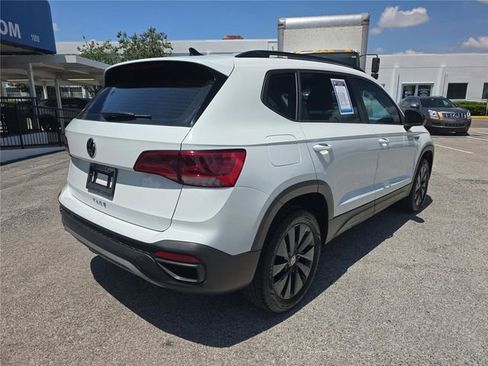 Used 2024 Volkswagen Taos S FWD image 3