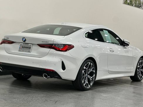 Used 2025 BMW 430i xDrive Coupe w/ Premium Package AWD/4WD image 4