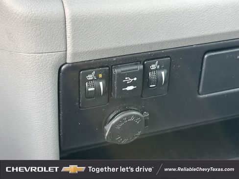 Used 2018 Toyota Sienna XLE w/ XLE Navigation Package FWD image 21