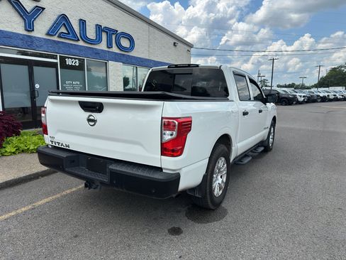 Used 2021 Nissan Titan S w/ S Utility Package RWD image 4