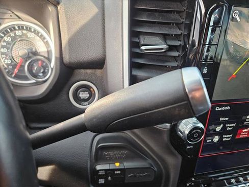 Used 2019 RAM 3500 Big Horn AWD/4WD image 17